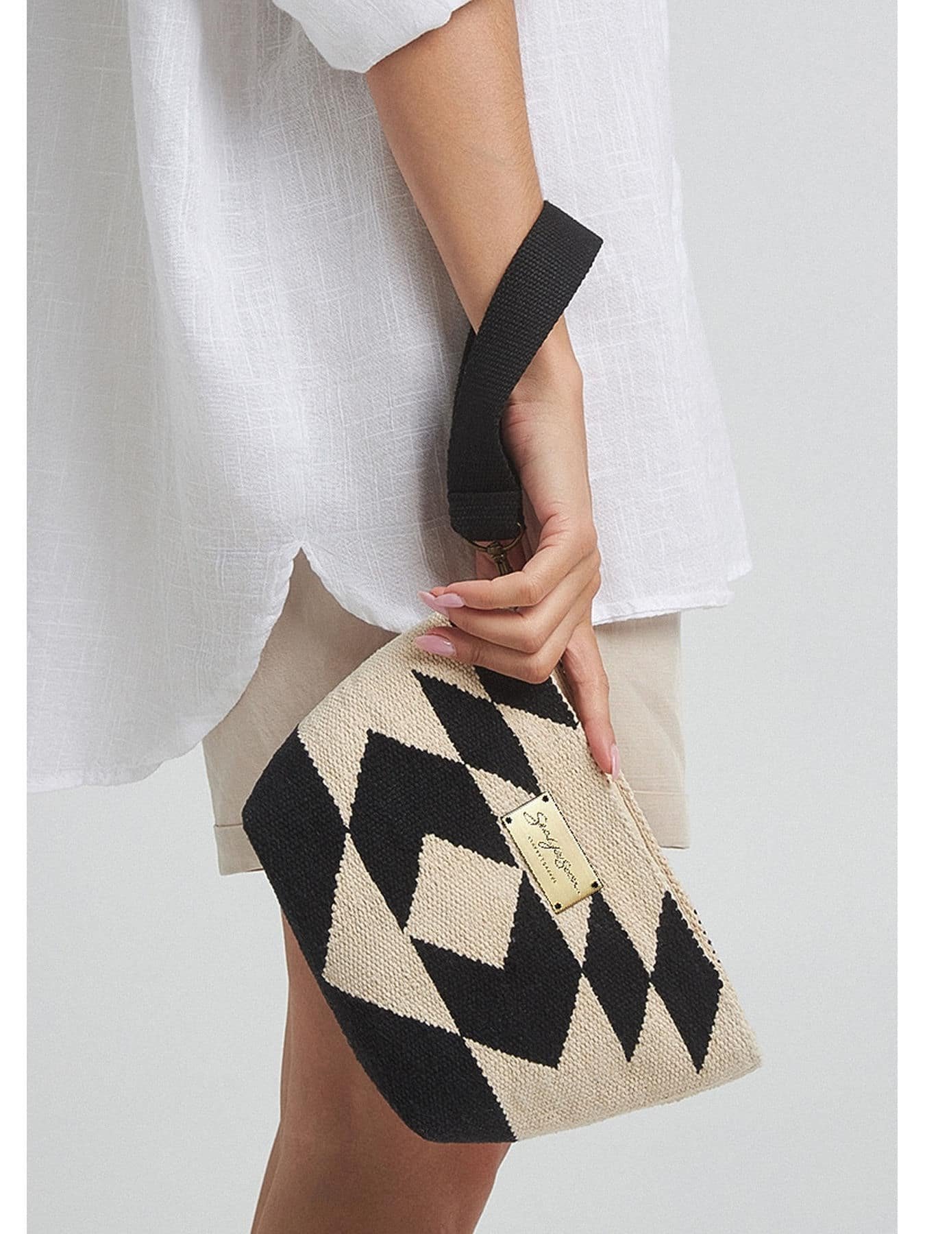 Sea You Soon Bilbao Mini Clutch – Black 3